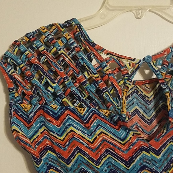 Chevron Romper - Picture 3 of 4